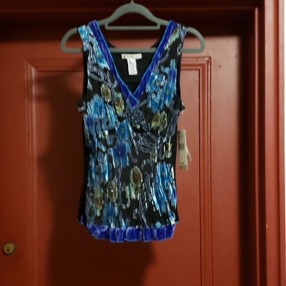 TELLURIDE CLOTHING CO Tops - TELLURIDE CLOTHING CO. TOP SIZE SMALL